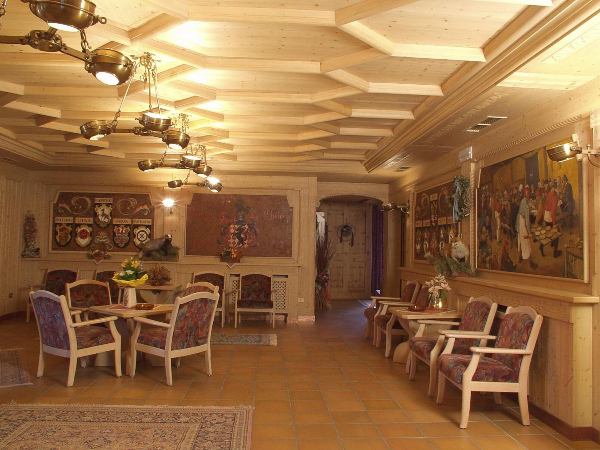 Hotel Villa Jolanda Циано-ди-Фьемме Экстерьер фото